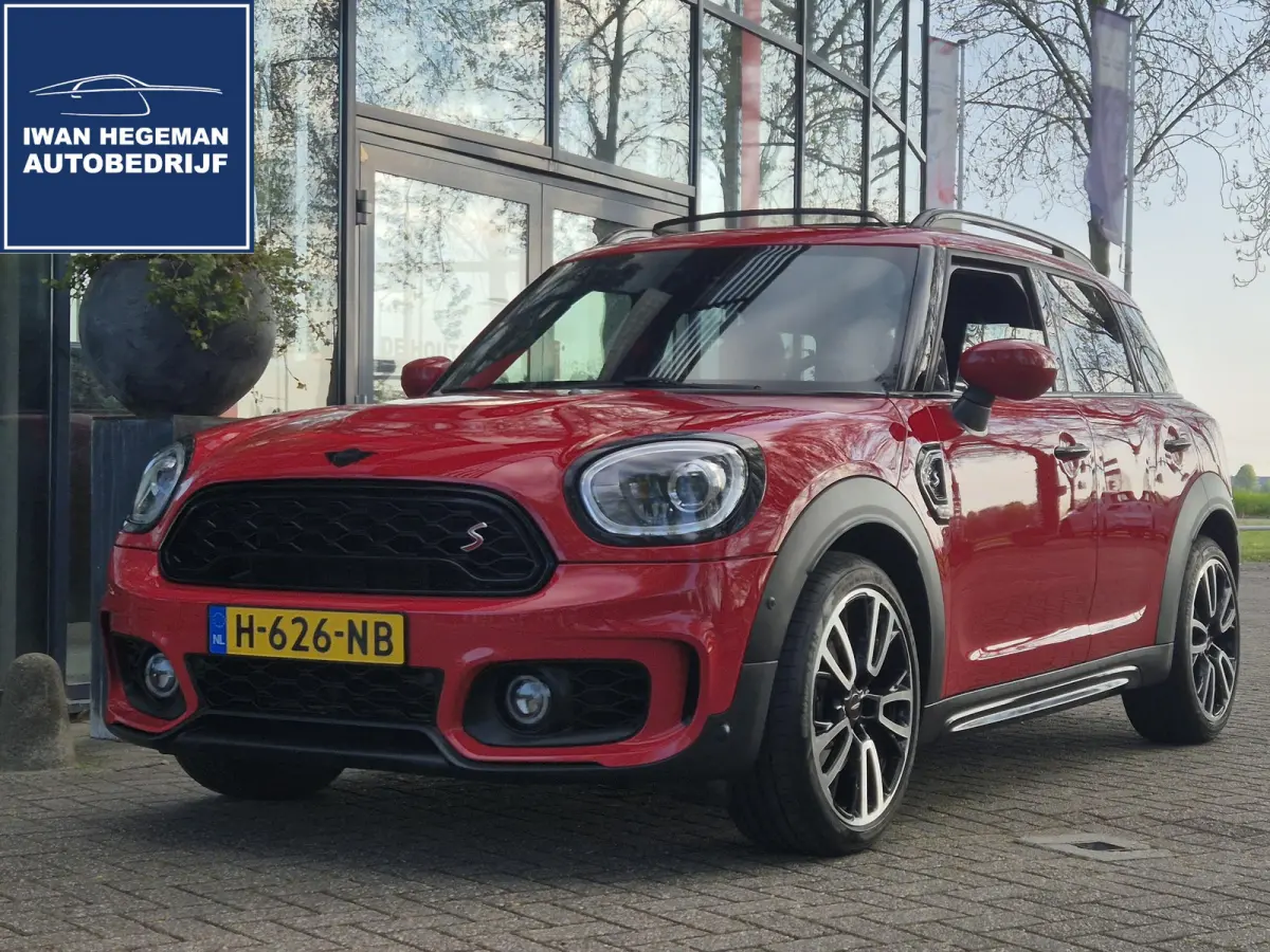 Mini 2.0 Cooper S JCW Hammersmith | Panoramadak | Leder | PDC | ECC | LM Velgen | Stoelverwarming | Navigatie |