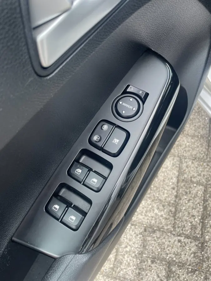 1.0 CVVT ComfortPlusLine Navigator | Origineel NL-auto