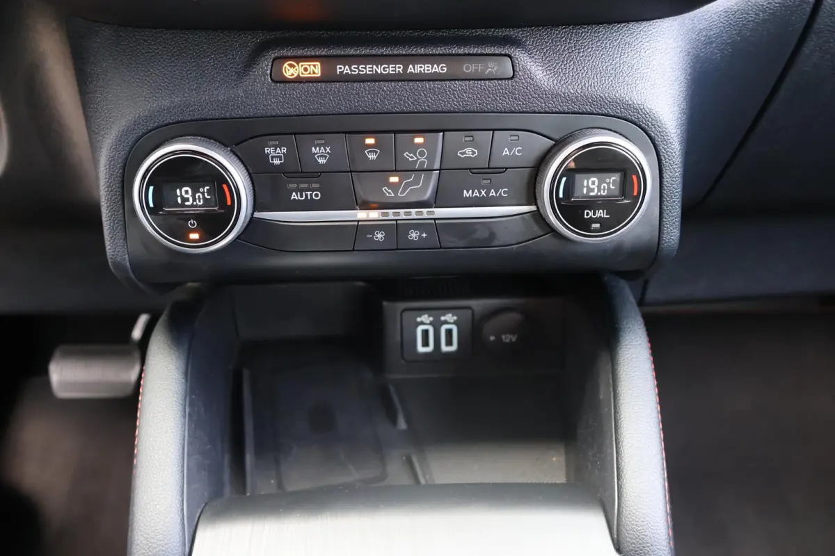 2.5 PHEV ST-Line 1e Eigenaar | Volledig Onderh | BTW | NAP | Camera | Navi | DashCam | Carplay | Elek Klep | 1 Kabel | Cruise | Bots | DAB | Full LED | Keyless | PDC