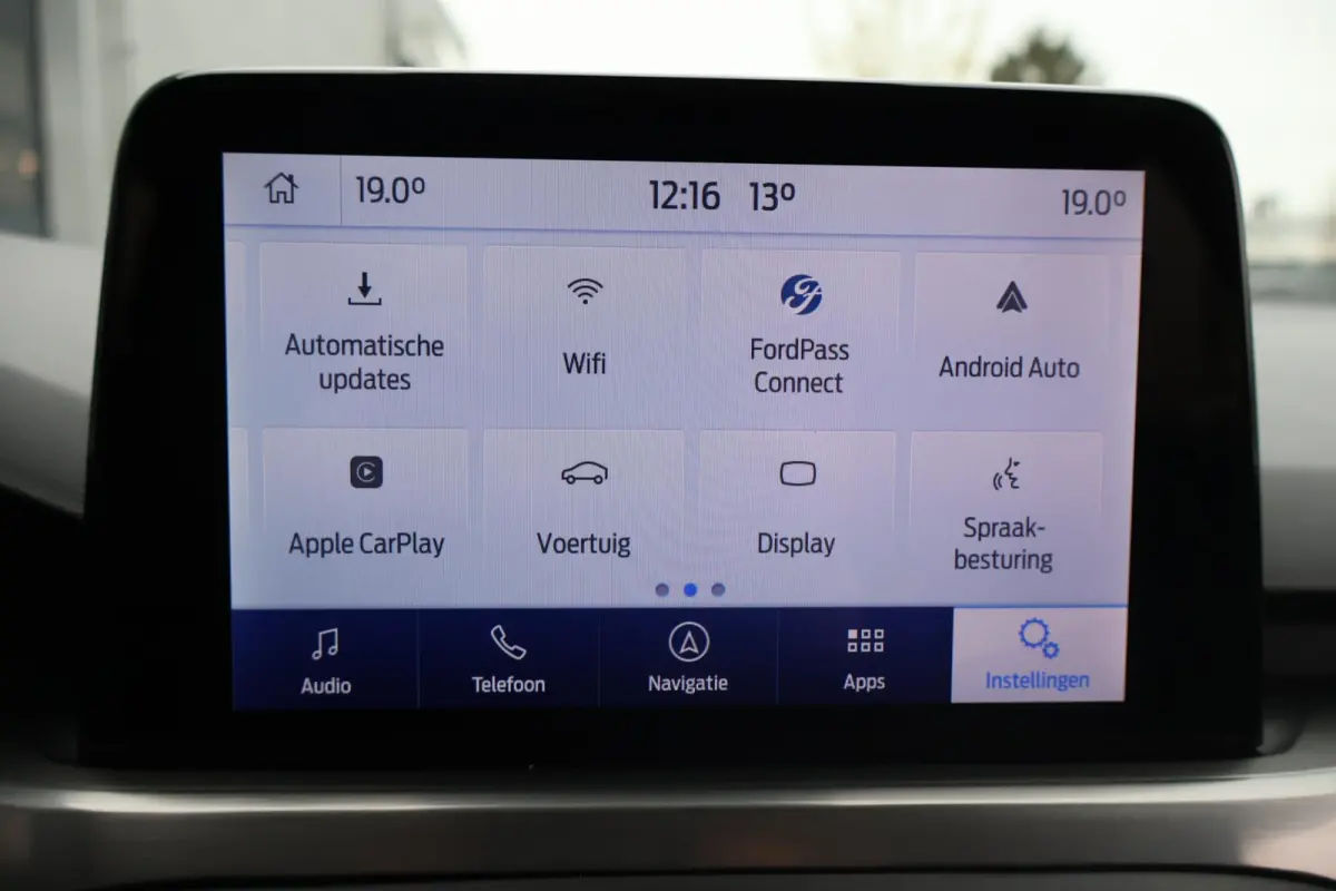 1.0 Titanium X Business 1e Eigenaar | Volledig Onderh | BTW | NAP | Camera | Navi | Carplay | Elek Klep | Cruise | Bots | Keyless | Full Led | PDC | Hill-Hold