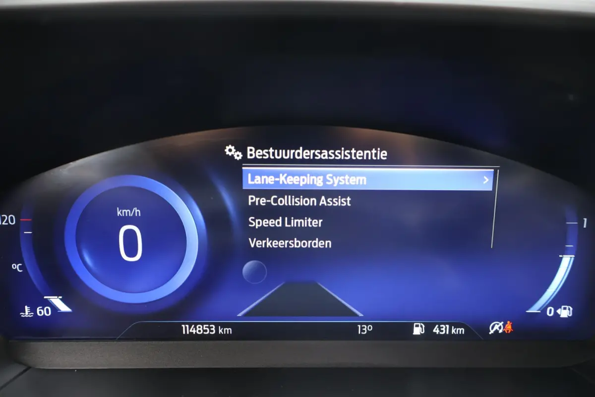 1.0 Titanium X Business 1e Eigenaar | Volledig Onderh | BTW | NAP | Camera | Navi | Carplay | Elek Klep | Cruise | Bots | Keyless | Full Led | PDC | Hill-Hold