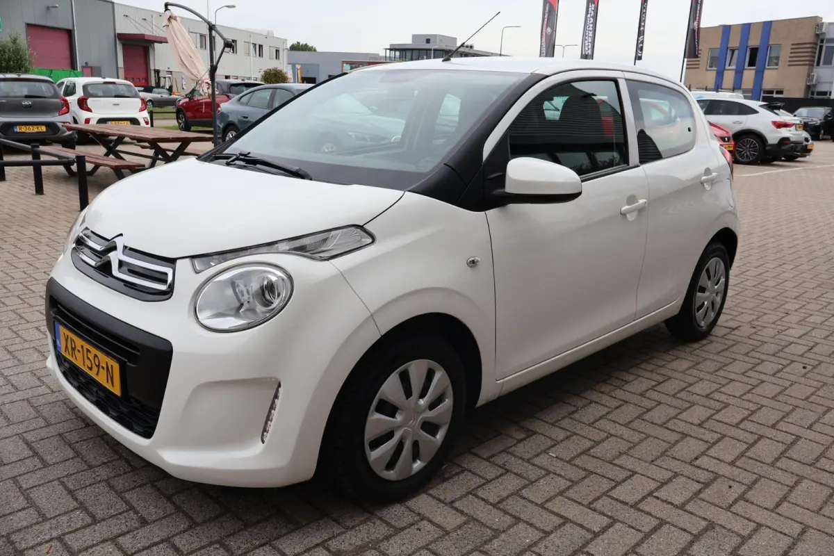 1.0 VTi Feel 1e Eigenaar | NL-Auto | Volledig Onderh | BTW | Airco | Bluetooth | Cruise | Radio | Hill-Hold | LED | Stuur Bekrachtiging