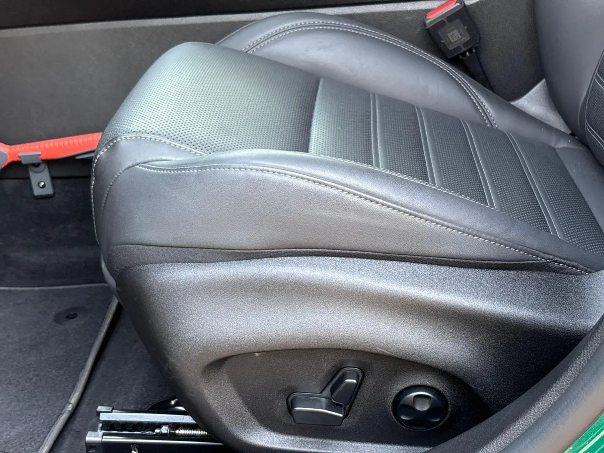 1.5T Hybrid Veloce 160pk | Lederen Bekleding | Navigatie | Camera 360 | parkeersensoren voor + achter | Stoel + Sturverwarming |  LMV 19" |