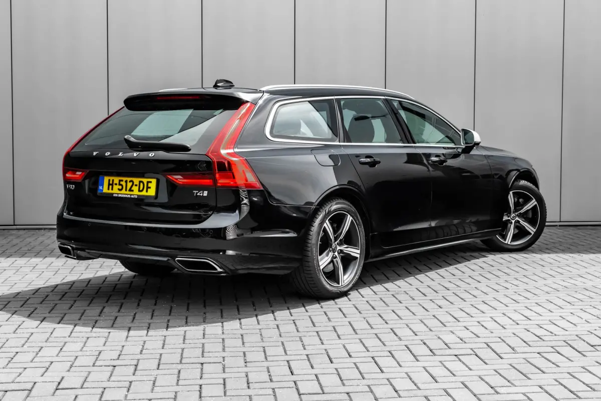 2.0 T4 Business Sport | Cruise control adaptief | Apple carplay Android auto | Keyless | Navigatie | Stoelverwarming | DAB | Parkeersensoren | 18"LMV