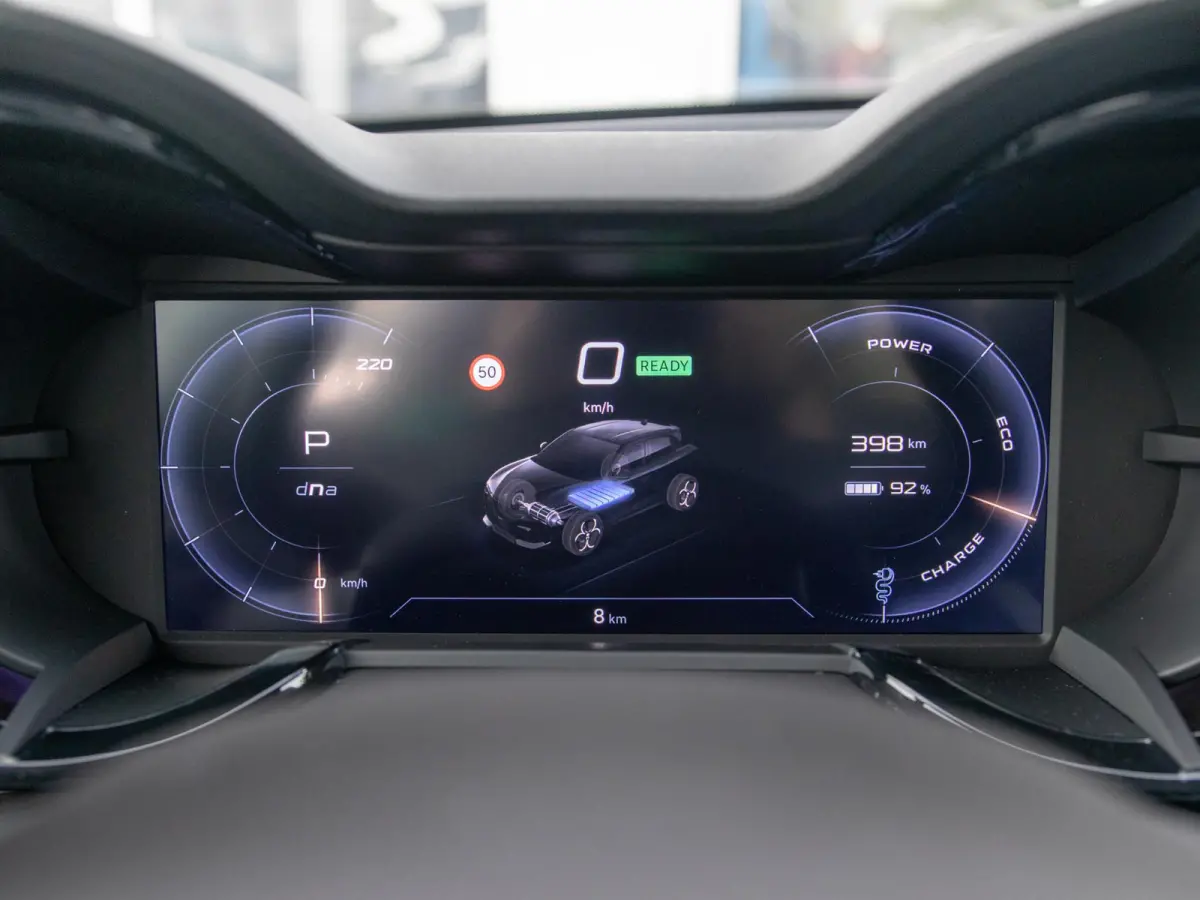 Elettrica Speciale 54 kWh | Techno Pack | Warmtepomp | Verwarmbare Voorruit | Arese Silver