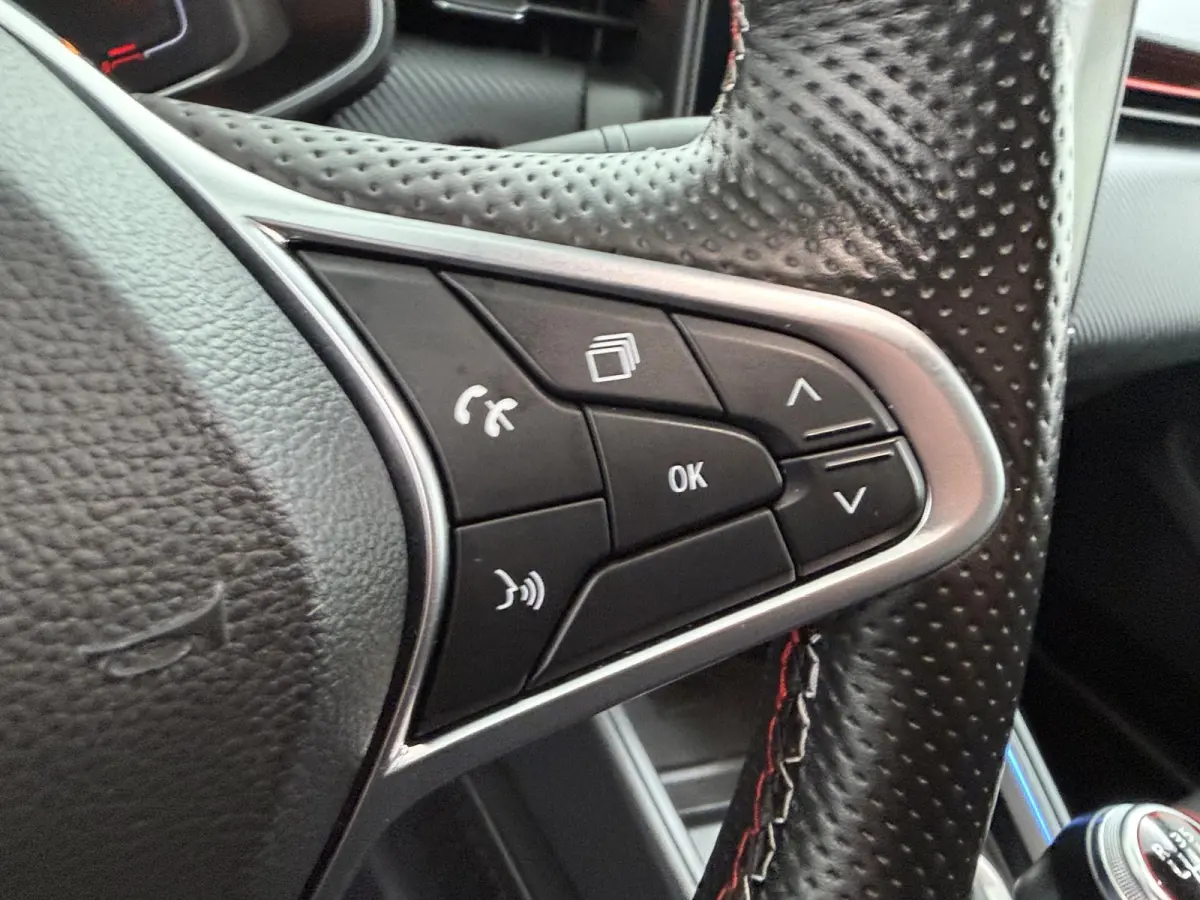 TCe 90 GPF R.S. Line | Apple CarPlay | Achteruitrijcamera | Navigatie | 55.000 km |
