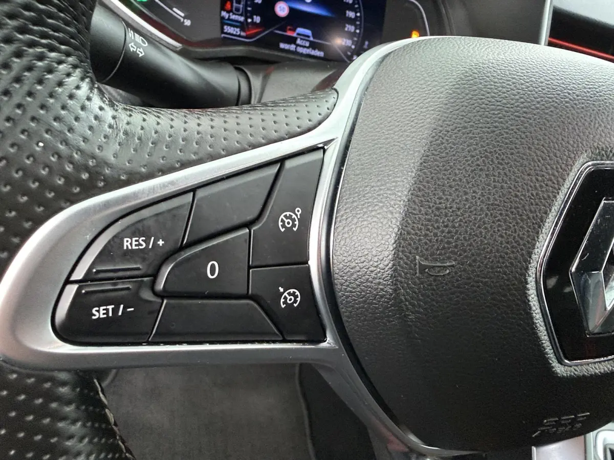 TCe 90 GPF R.S. Line | Apple CarPlay | Achteruitrijcamera | Navigatie | 55.000 km |