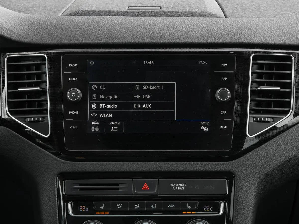 1.5 TSI 150 PK ACT Highline Edition | LED | ACC | Trekhaak | Apple Carplay Android Auto | Navigatie | Stoelverwarming | Massage | 17"