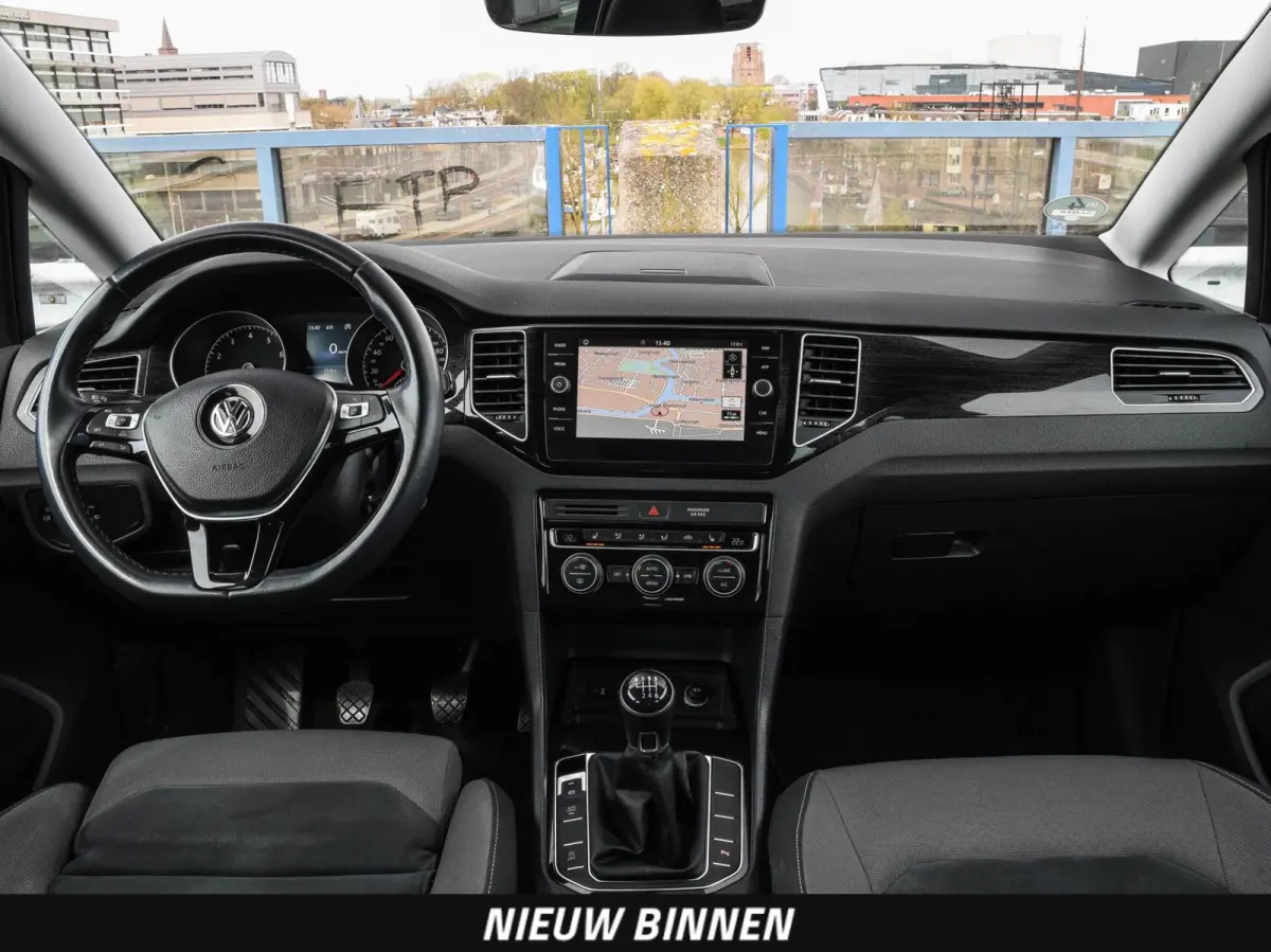 1.5 TSI 150 PK ACT Highline Edition | LED | ACC | Trekhaak | Apple Carplay Android Auto | Navigatie | Stoelverwarming | Massage | 17"