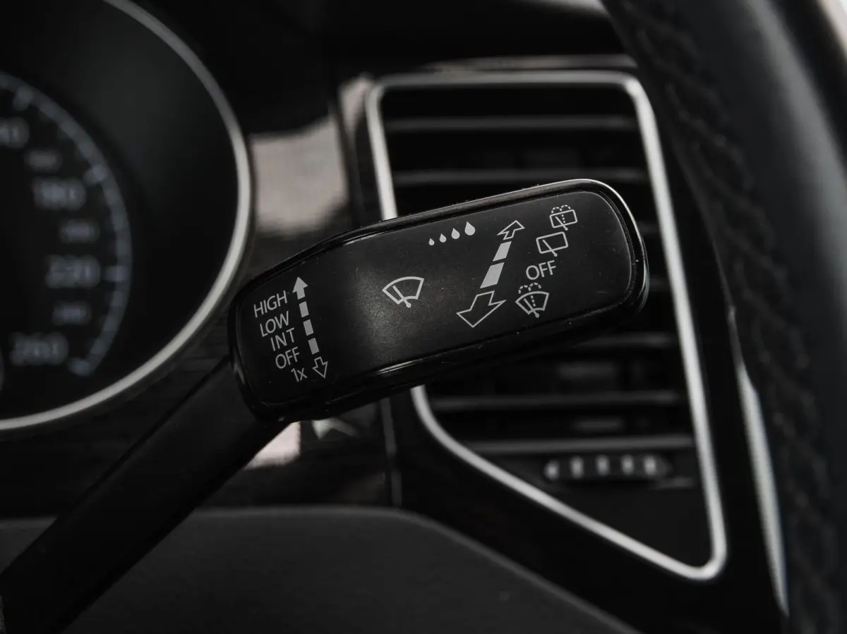 1.5 TSI 150 PK ACT Highline Edition | LED | ACC | Trekhaak | Apple Carplay Android Auto | Navigatie | Stoelverwarming | Massage | 17"