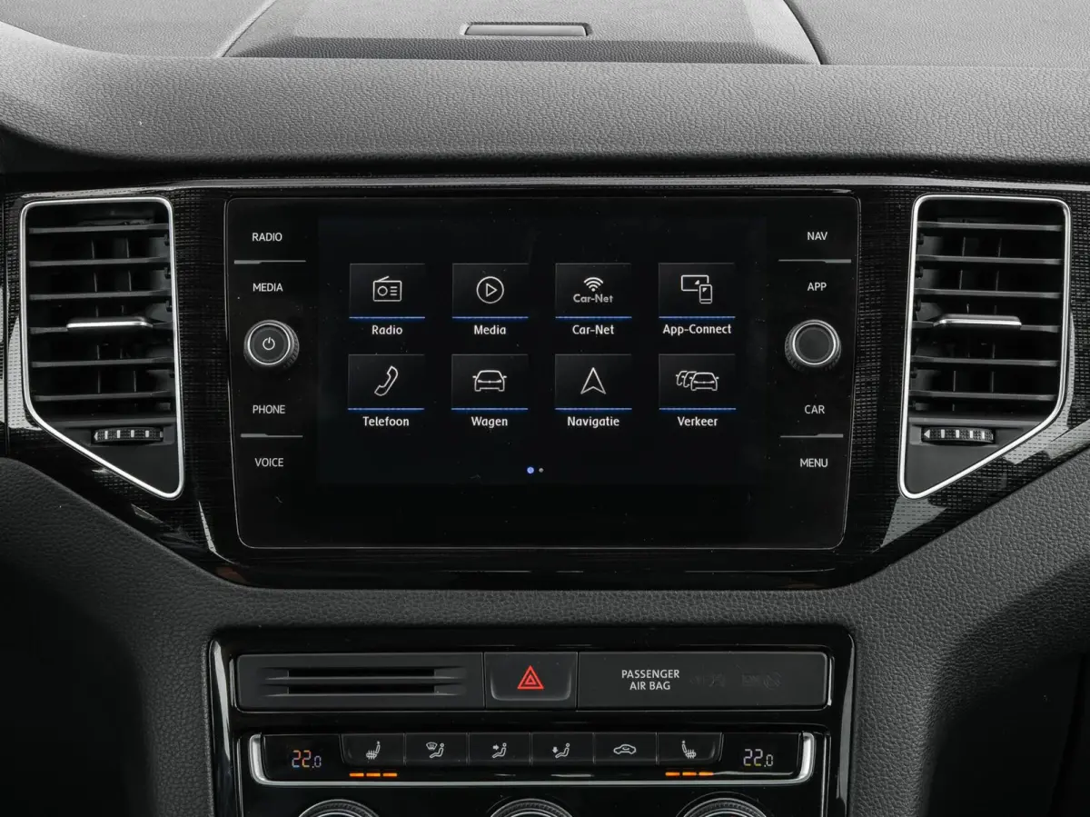 1.5 TSI 150 PK ACT Highline Edition | LED | ACC | Trekhaak | Apple Carplay Android Auto | Navigatie | Stoelverwarming | Massage | 17"
