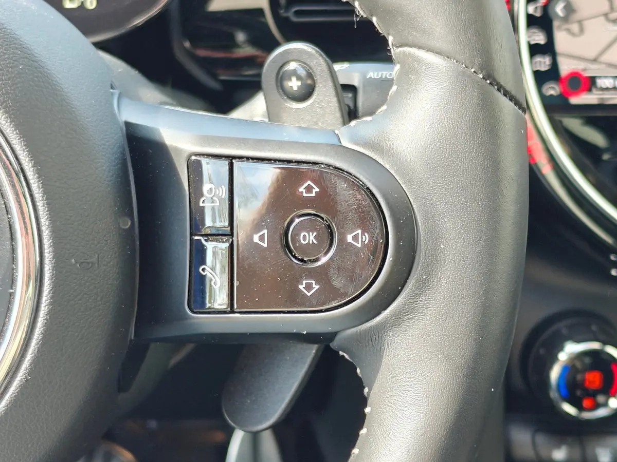 2.0 Cooper S Rockingham GT Edition Unieke uitvoering | Panoramadak | Navigatie | Harman/Kardon | Cruise Control | Climate Control | Achterbank in delen neerklapbaar | Afwijkende dakkleur | A