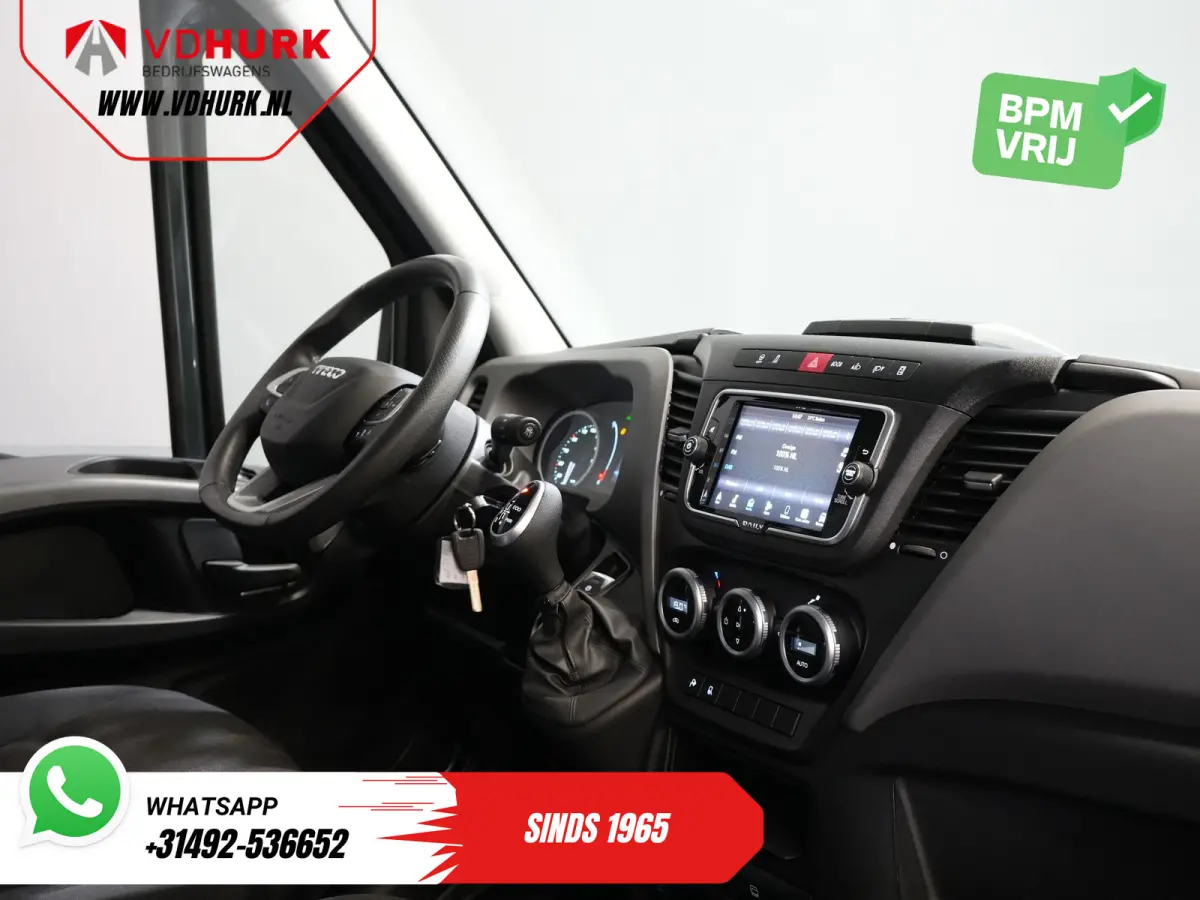 35S21HV 3.0 180 pk Aut. L2H3 LED/ 3.5t Trekverm./ Adapt.Cruise/ Carplay/ Gev.Stoel./ Climate/ Navi/ Camera/ Trekhaak