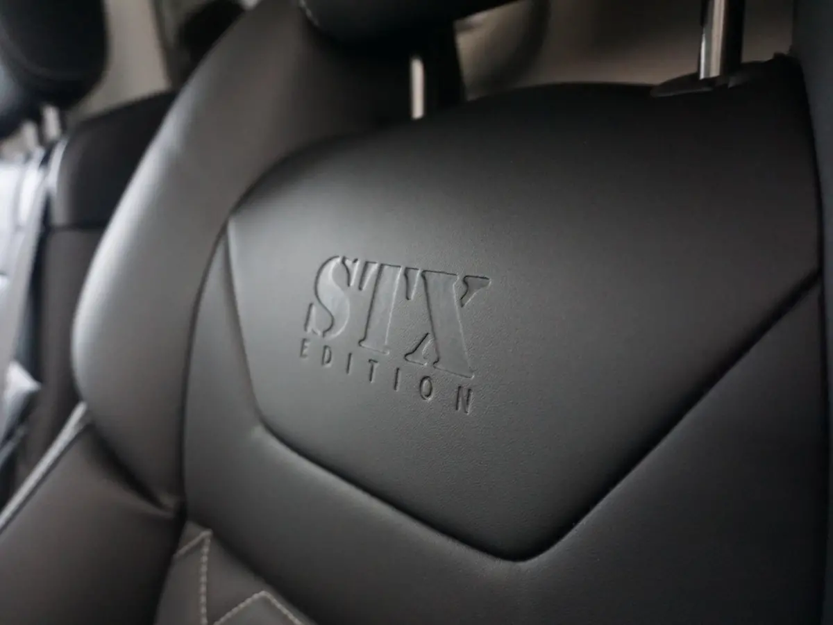 Electric L3 75 kWh | STX Sport | Lederen bekleding | Spoilerpakket | 18 inch Lichtmetalen velgen | Comfort stoelen | Mooiste bus van NL (!)