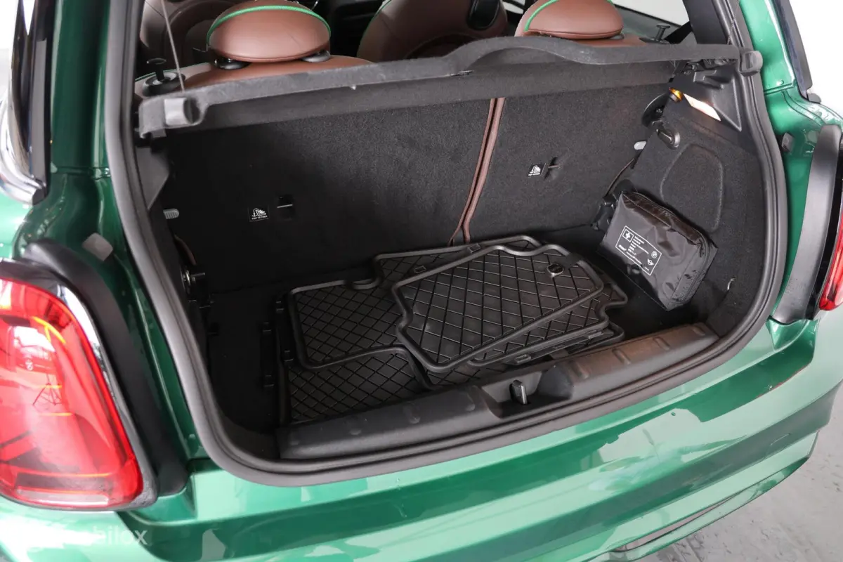 S 2.0 60 Years Edition - Pano - Stoelverwarming - Carplay