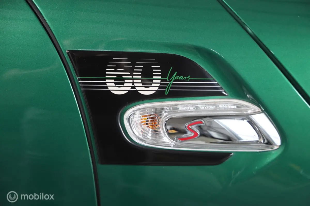 S 2.0 60 Years Edition - Pano - Stoelverwarming - Carplay