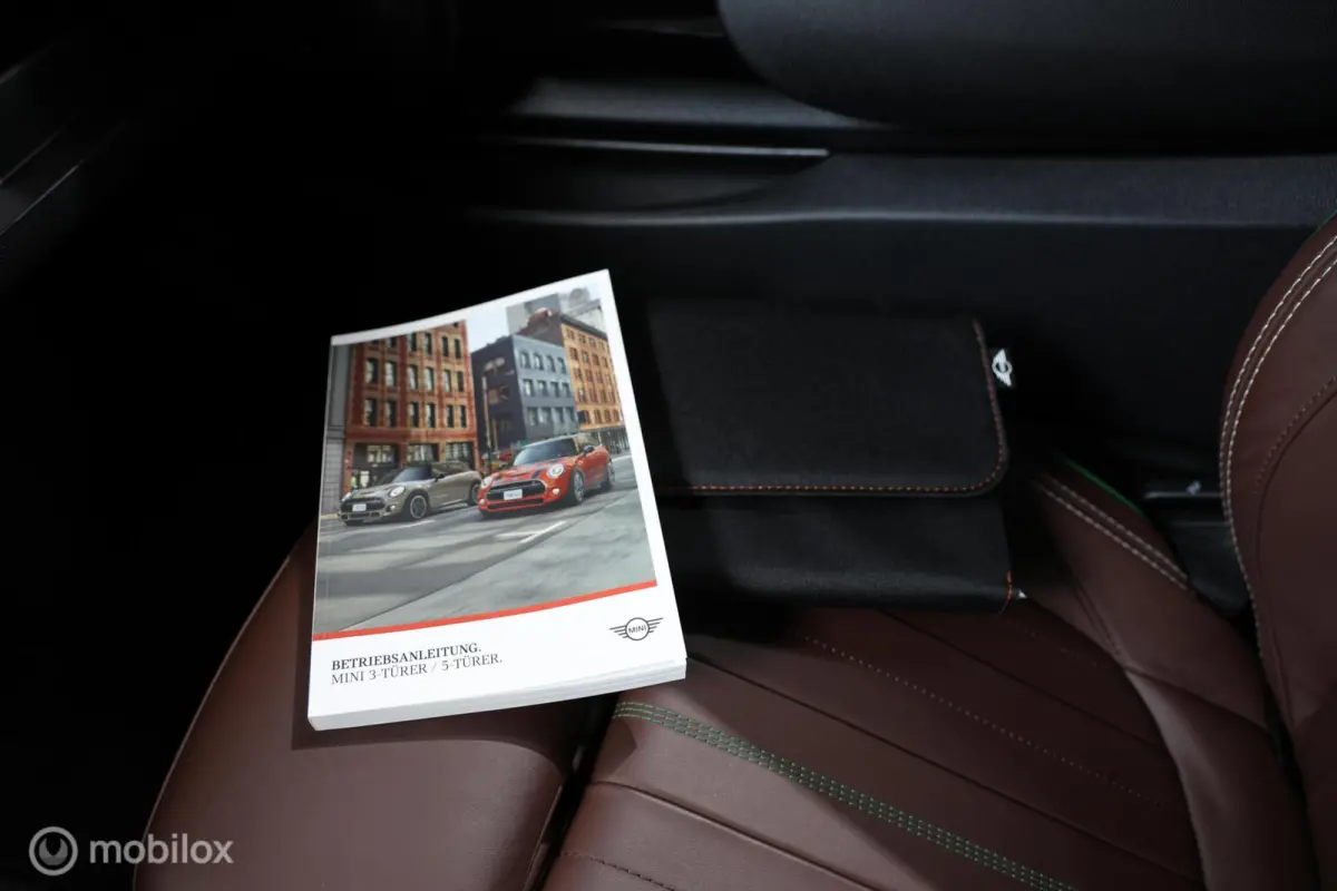 S 2.0 60 Years Edition - Pano - Stoelverwarming - Carplay
