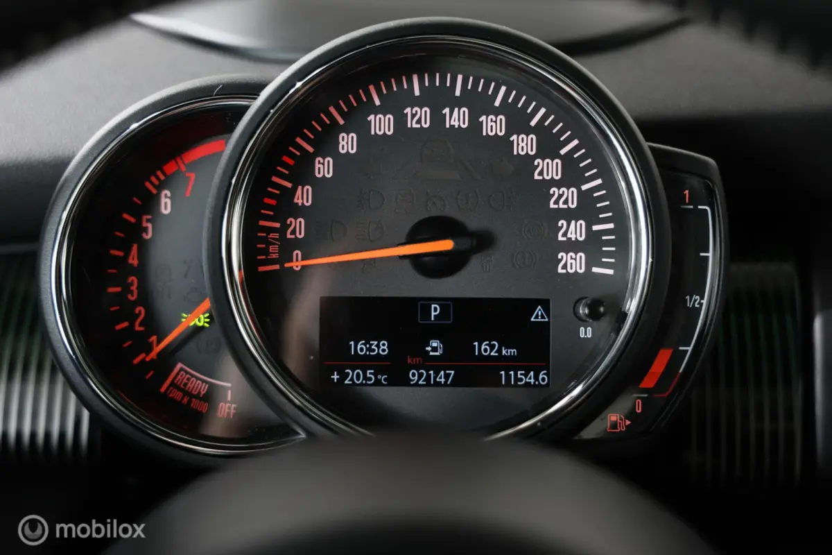 S 2.0 60 Years Edition - Pano - Stoelverwarming - Carplay