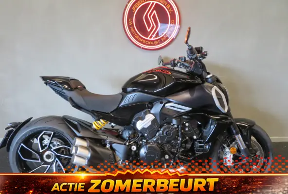 V4 BLACK EDITION! PERFECT