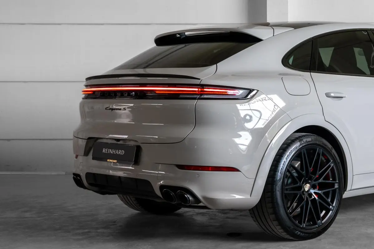 3.0 S E-Hybrid / Sport Design / PASM / Sport Chrono / Headup / 18-voudige sportstoelen / Adaptive Cruise / 4wielbest.
