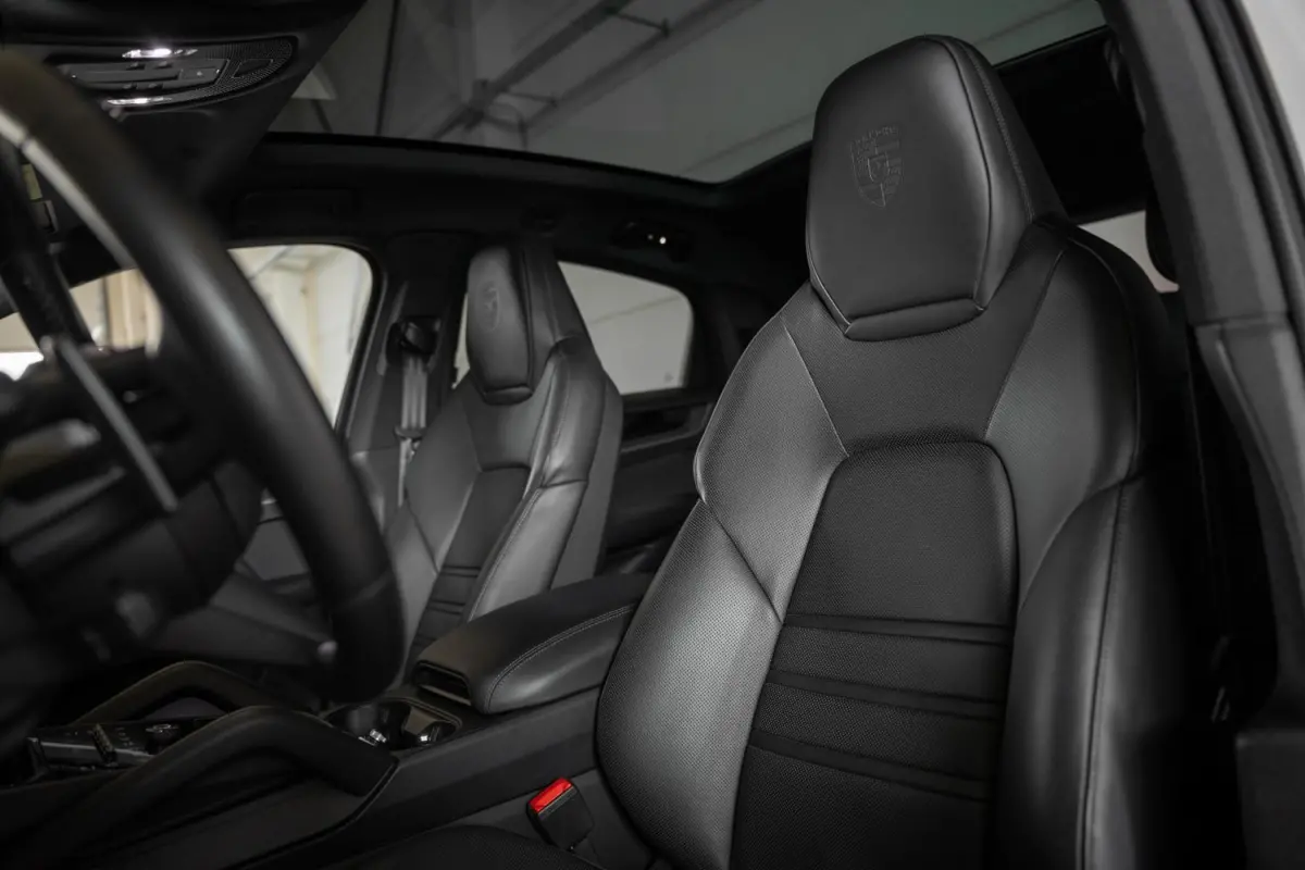 3.0 S E-Hybrid / Sport Design / PASM / Sport Chrono / Headup / 18-voudige sportstoelen / Adaptive Cruise / 4wielbest.