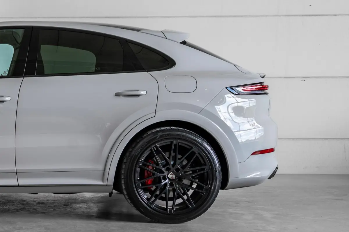3.0 S E-Hybrid / Sport Design / PASM / Sport Chrono / Headup / 18-voudige sportstoelen / Adaptive Cruise / 4wielbest.