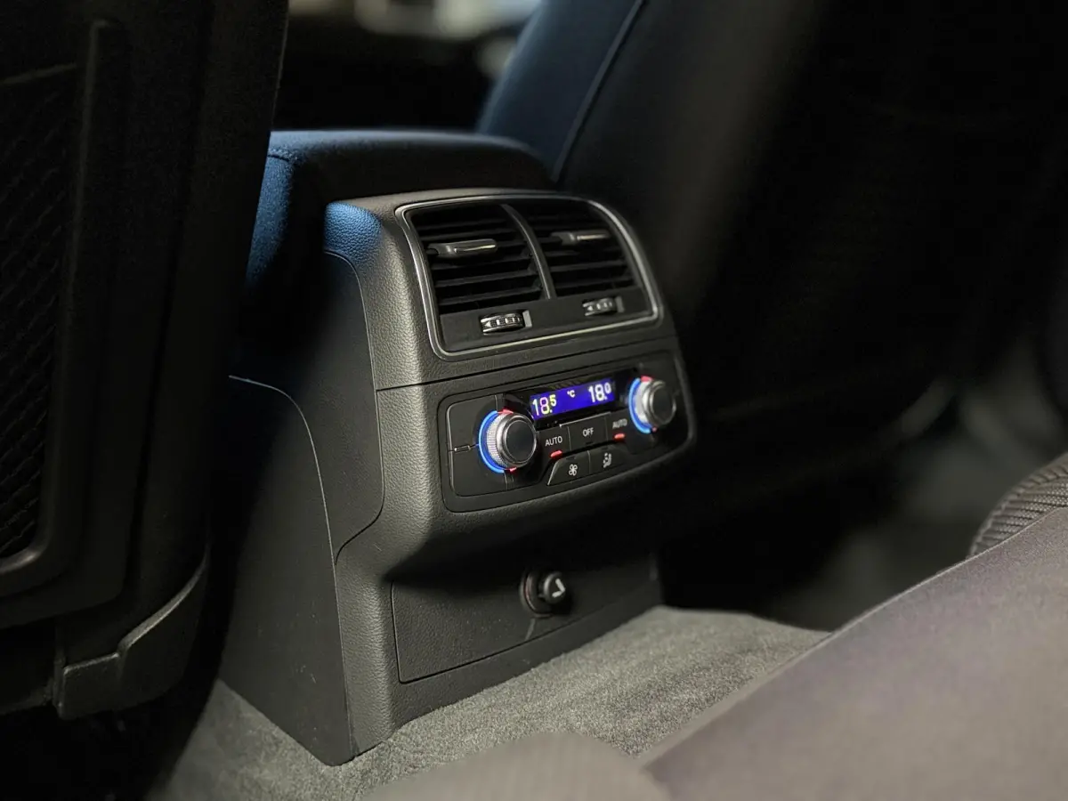 1.8 TFSI ultra Lease Edition Automaat | Dealer onderhouden | Navi