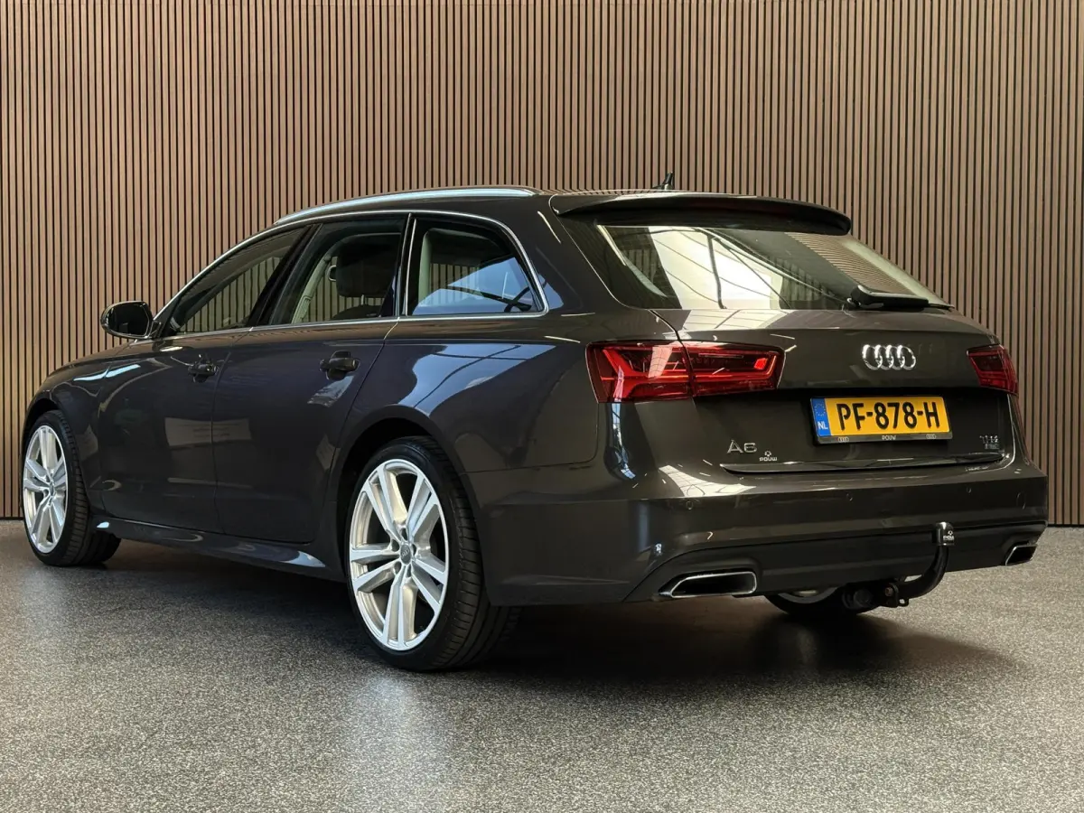 1.8 TFSI ultra Lease Edition Automaat | Dealer onderhouden | Navi