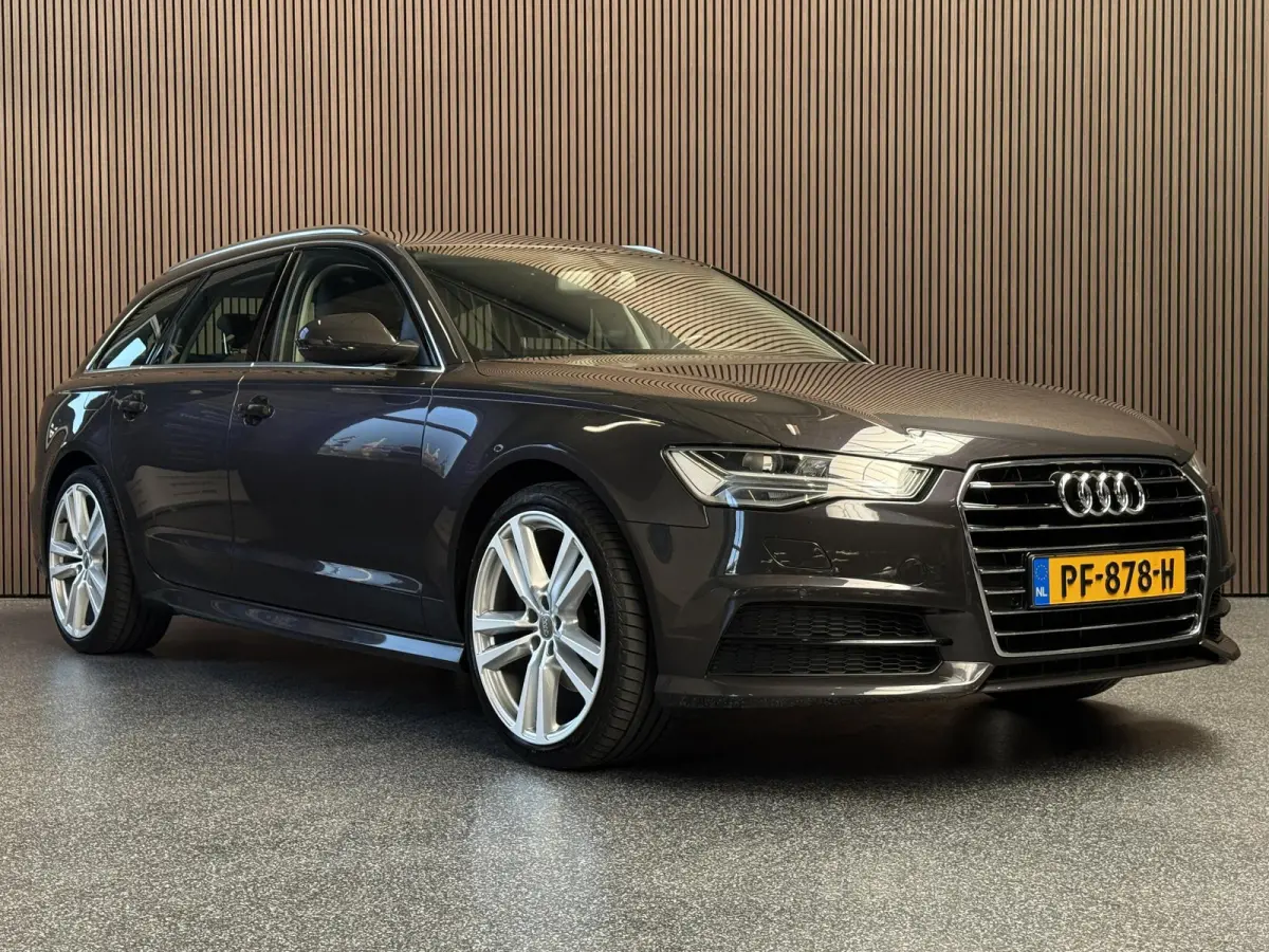 1.8 TFSI ultra Lease Edition Automaat | Dealer onderhouden | Navi