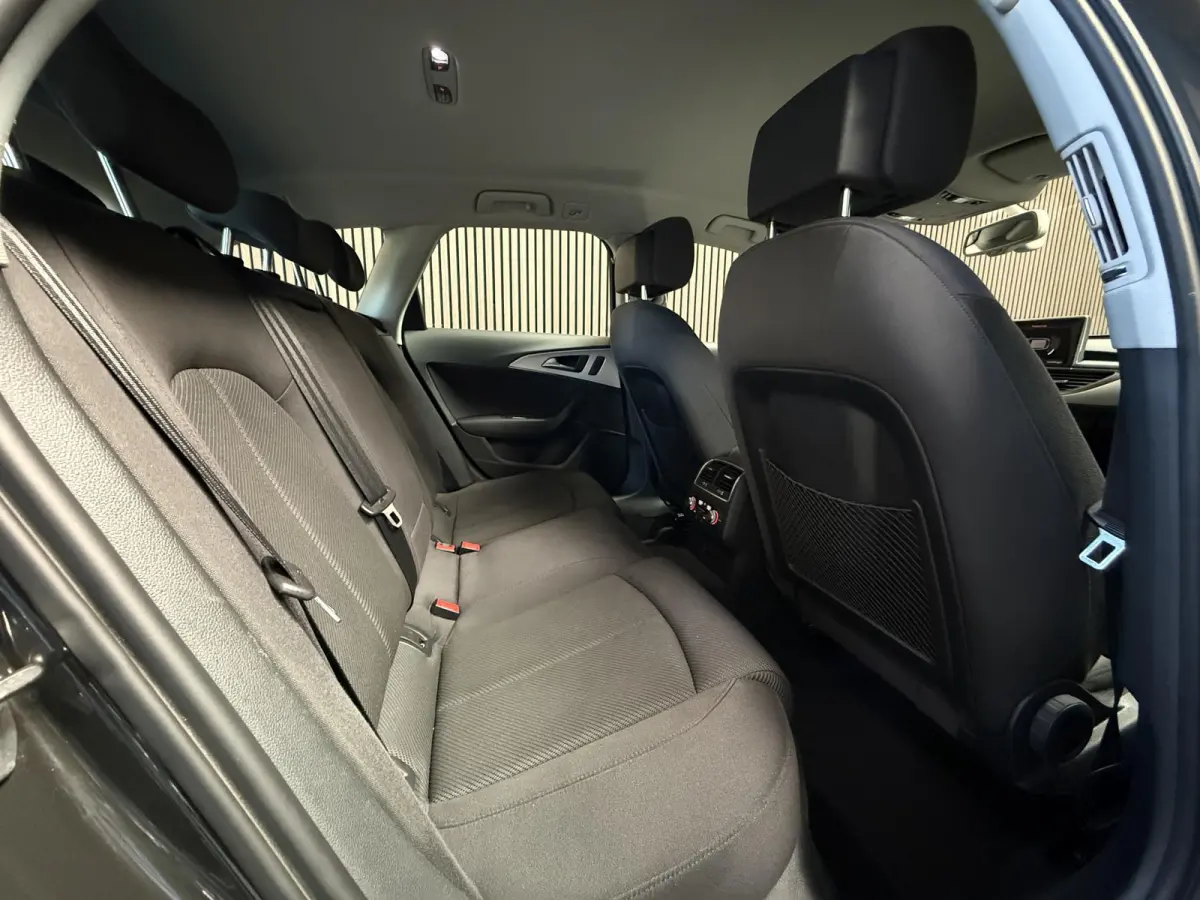 1.8 TFSI ultra Lease Edition Automaat | Dealer onderhouden | Navi