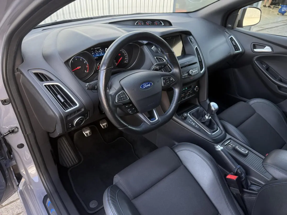 2.3 RS |KEYLESS|DAKRAAM|SONY|CARPLAY