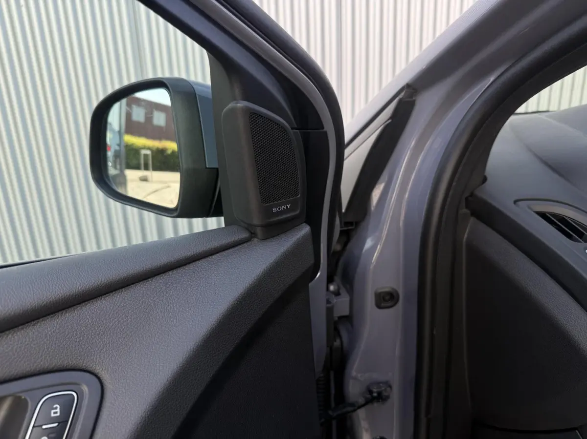 2.3 RS |KEYLESS|DAKRAAM|SONY|CARPLAY
