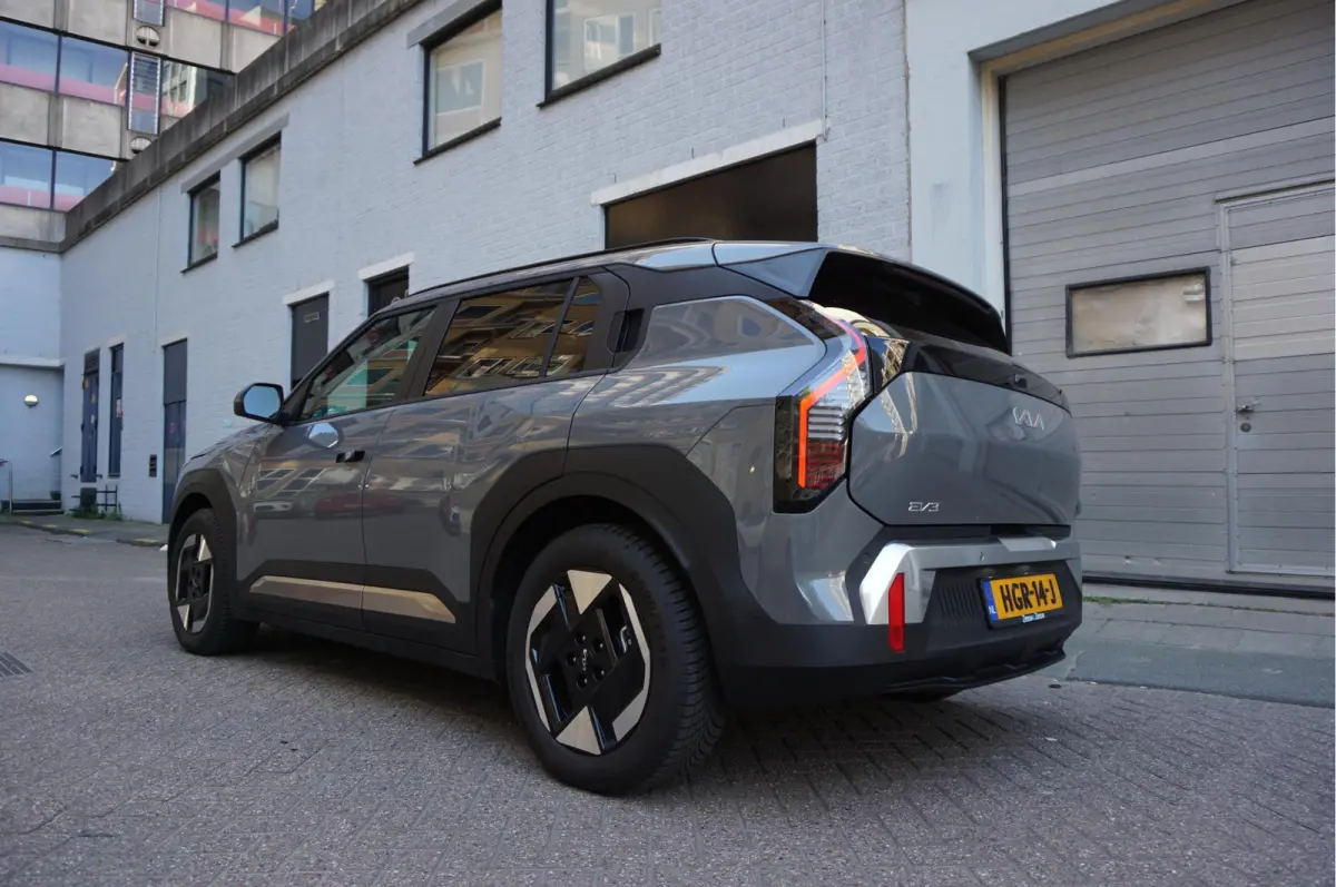 Plus 81.4 kWh | Adaptieve cruise + Lane dep | 605km WLTP | Apple Carplay | Verwarde stoelen + stuurwiel | Keyless |
