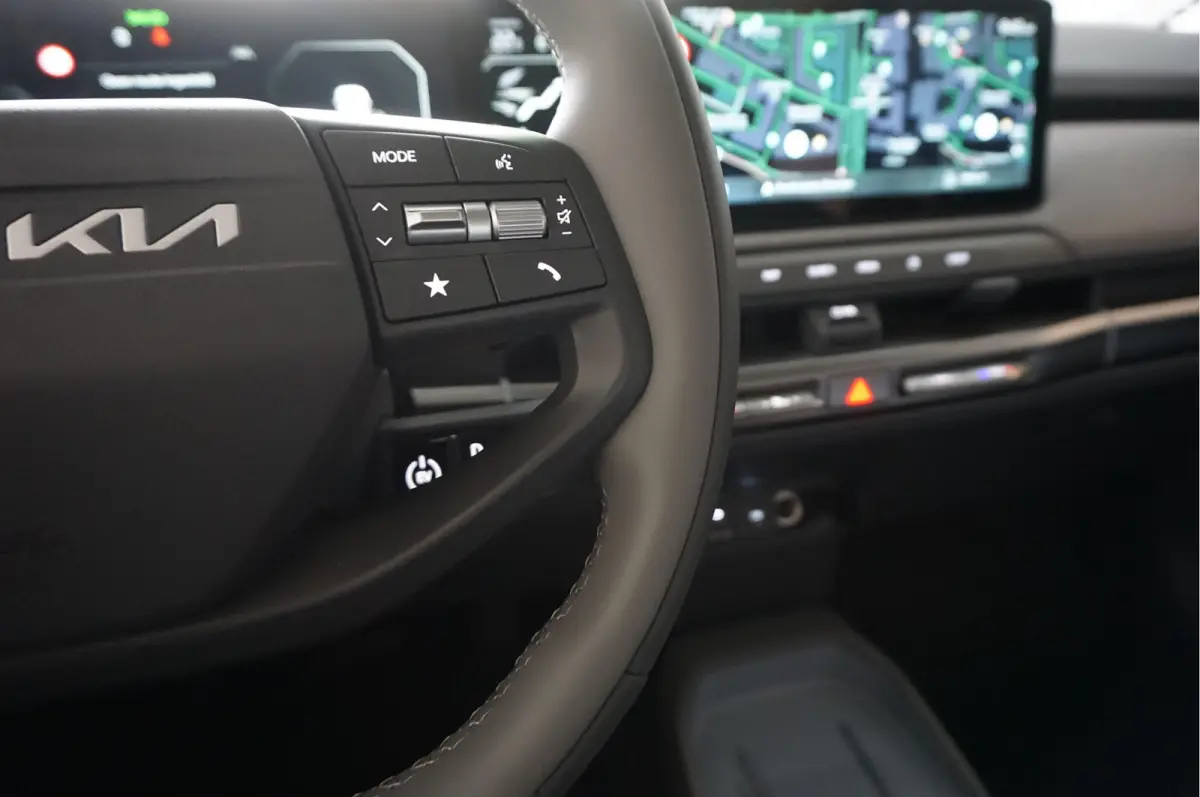 Plus 81.4 kWh | Adaptieve cruise + Lane dep | 605km WLTP | Apple Carplay | Verwarde stoelen + stuurwiel | Keyless |