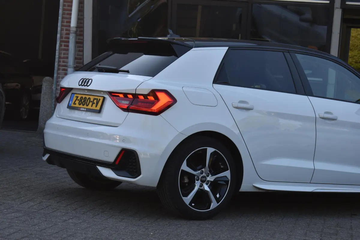 35 TFSI S-Line Lane ACC Keyless