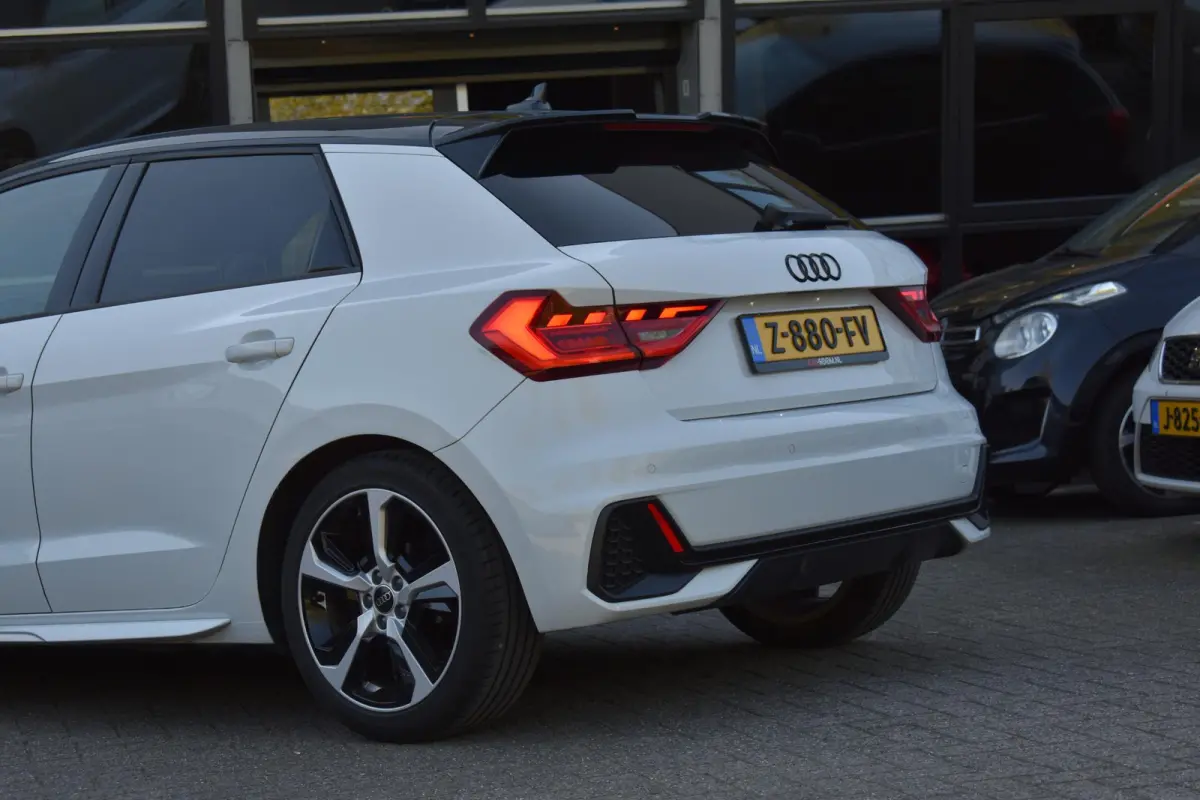 35 TFSI S-Line Lane ACC Keyless