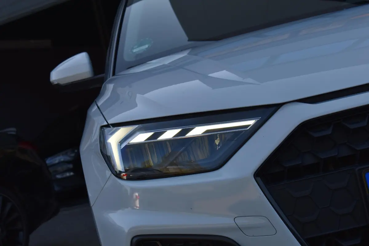 35 TFSI S-Line Lane ACC Keyless