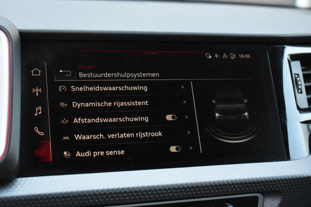 35 TFSI S-Line Lane ACC Keyless