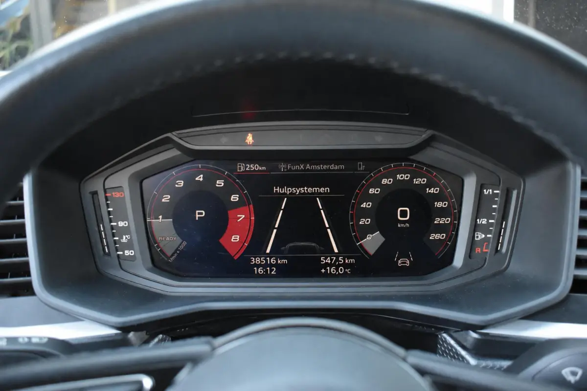 35 TFSI S-Line Lane ACC Keyless
