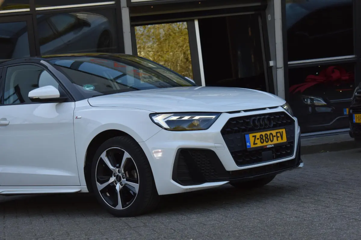 35 TFSI S-Line Lane ACC Keyless