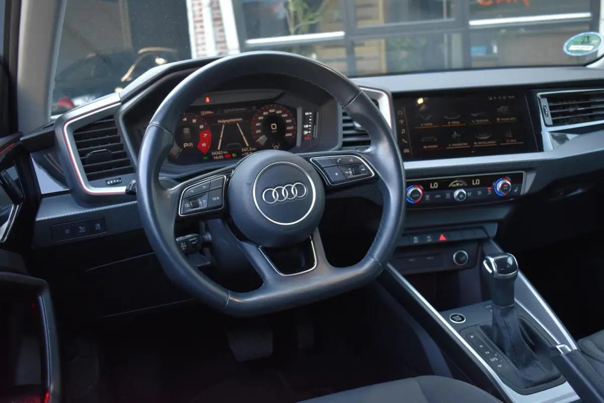 35 TFSI S-Line Lane ACC Keyless