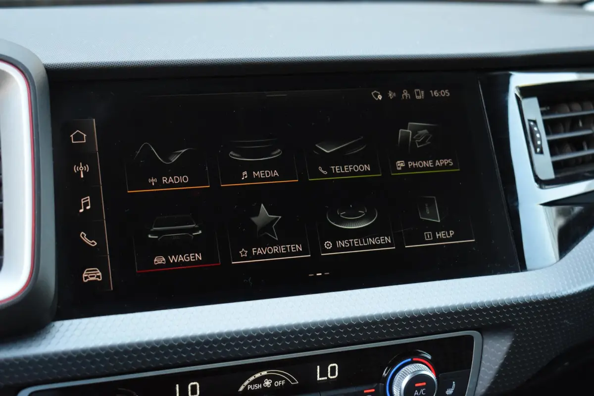 35 TFSI S-Line Lane ACC Keyless