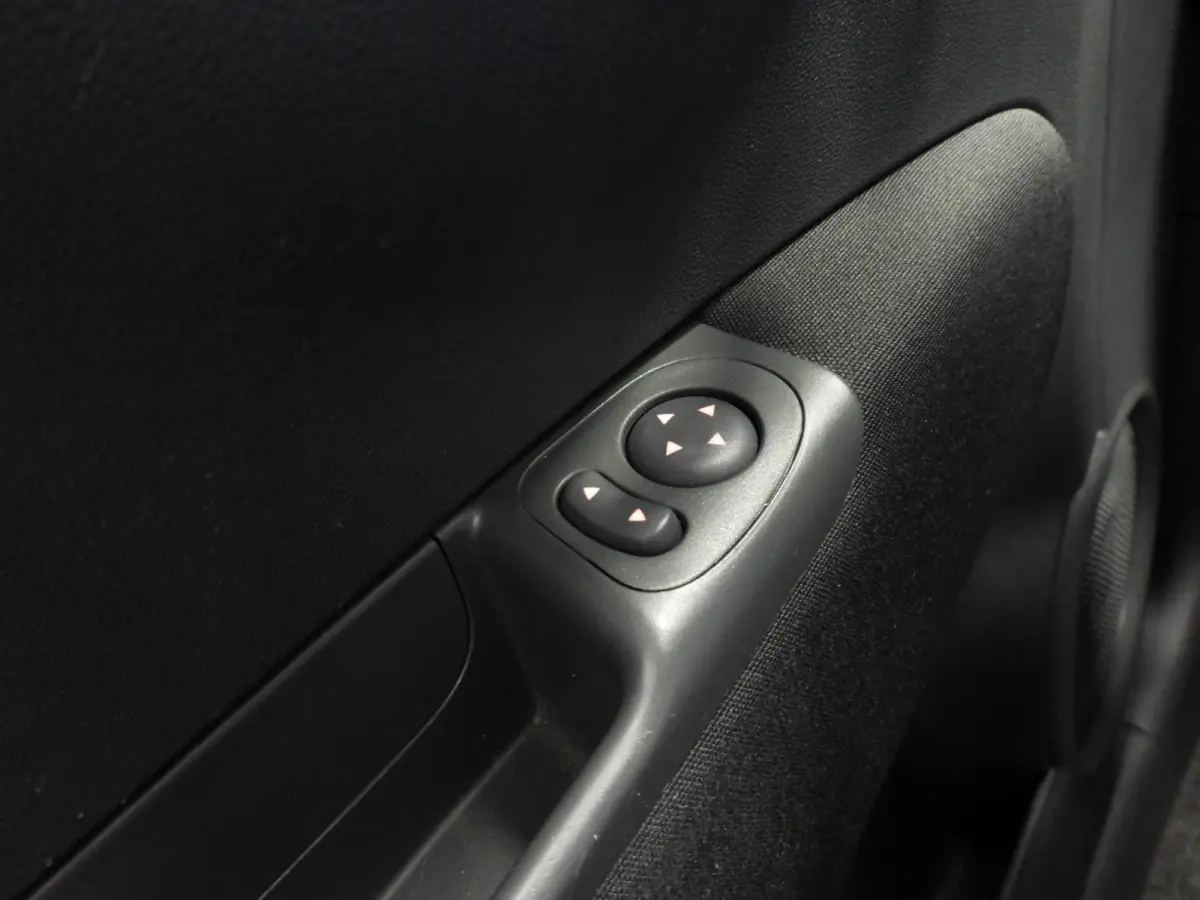 0.9 TwinAir Turbo Lounge AIRCO/PANODAK/CRUISE/PDC/LMV!