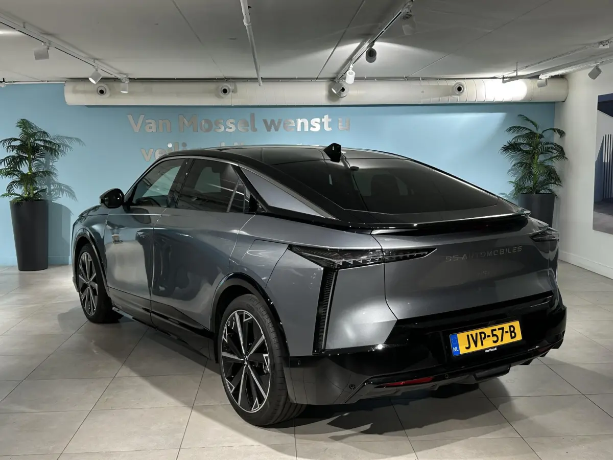 Long Range Étoile Absolute Comfort Tech 97 kWh | Massage Stoelen | Head up Display | adaptive Cruise | FOCAL HIFI