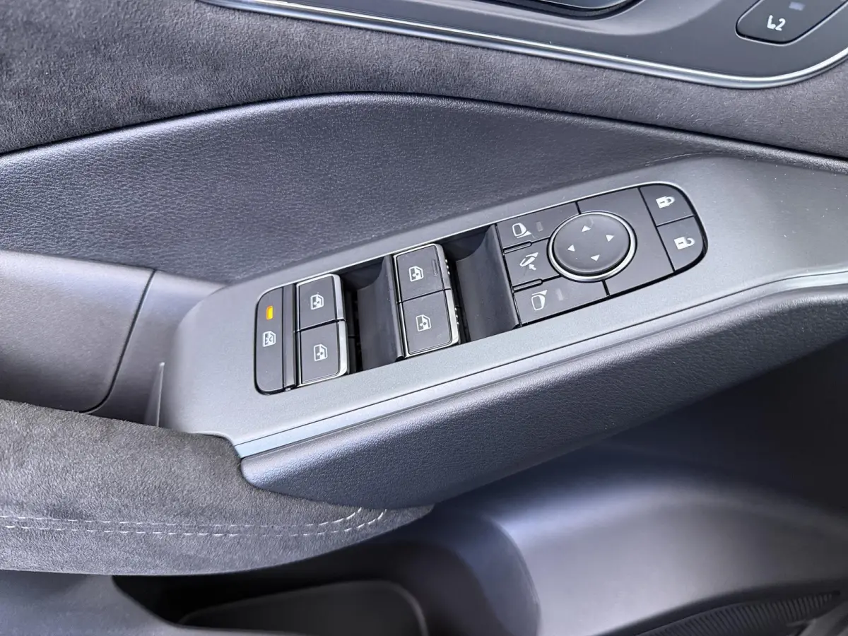 1.3 MHEV Xtronic Tekna Plus | €3000,- Voorraad korting!!!