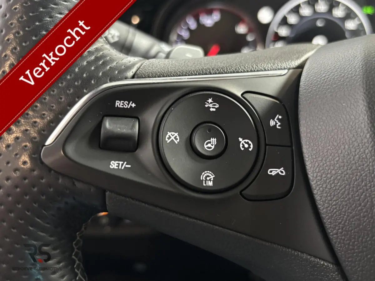 1.5 Turbo 165 pk A/T OPC Line | Navi | LED | Leder | Memory | Bose | Camera | DAB | Org NL |