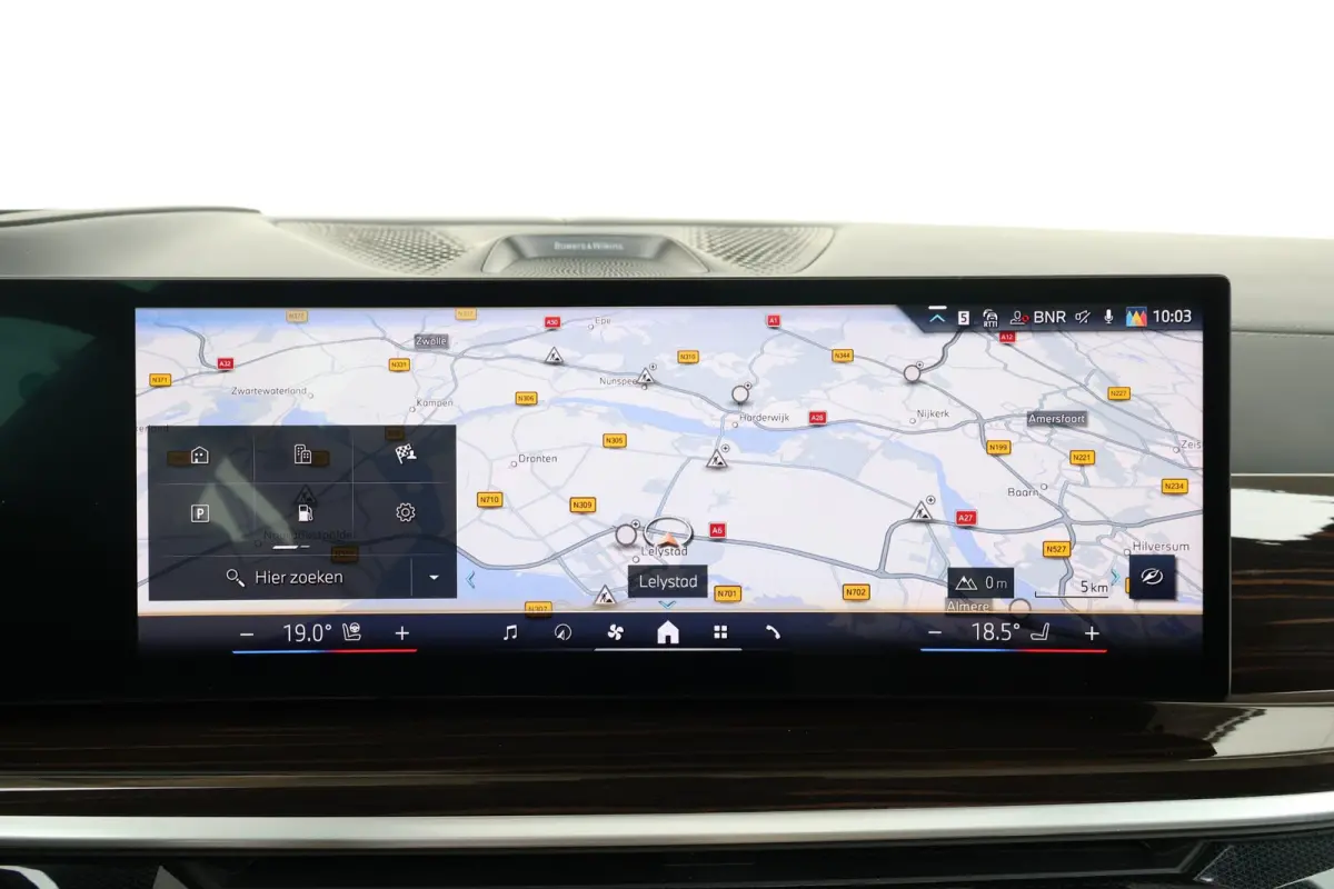 xDrive40i | M-Sport Pakket | Skylounge Pano Dak | Bowers & Wilkins | Alcantara Hemel | Driving Assistant Professional | 23'' LM |