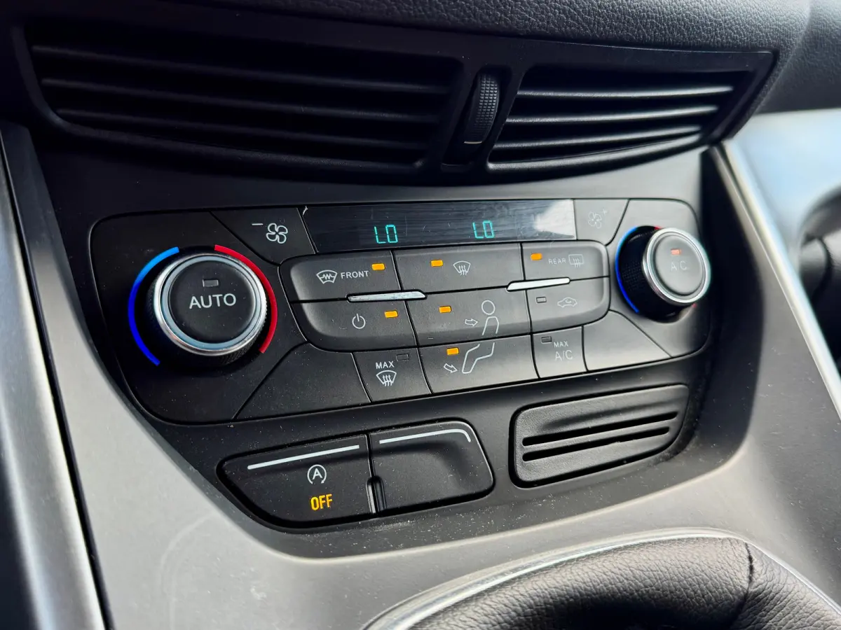1.5 EcoBoost Trend Ultimate | Navigatie | Climate Control | Trekhaak | Cruise Control | Airco (automatisch) | Cruise control | Elektrische ramen achter
