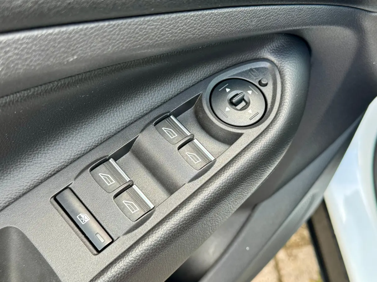 1.5 EcoBoost Trend Ultimate | Navigatie | Climate Control | Trekhaak | Cruise Control | Airco (automatisch) | Cruise control | Elektrische ramen achter