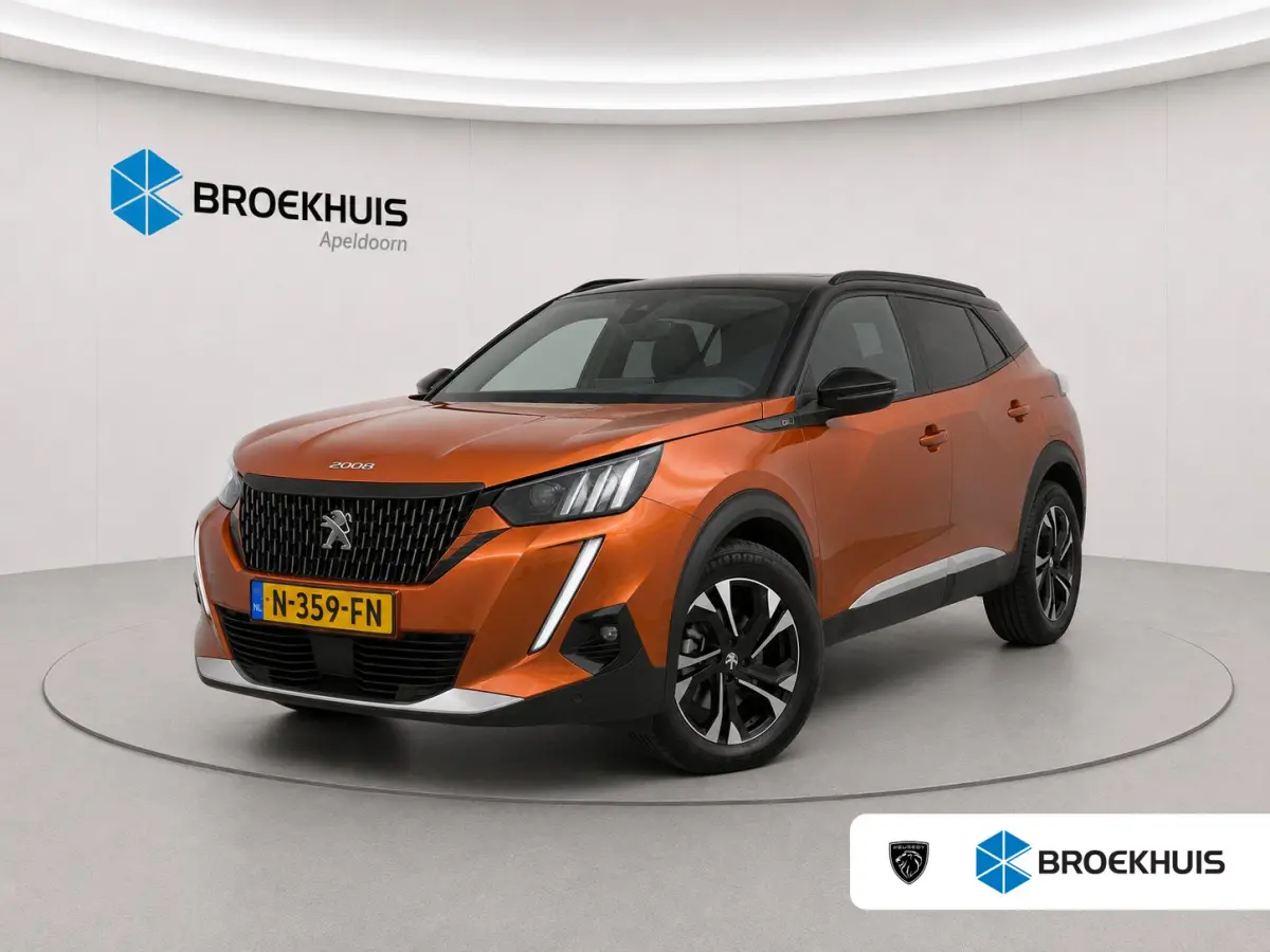 1.2 PureTech GT | Trekhaak | Camera | Apaptieve Cruise | Navigatie | Carplay | | Achterbank in delen neerklapbaar | Achteruitrijcamera | Airco (automatisch)